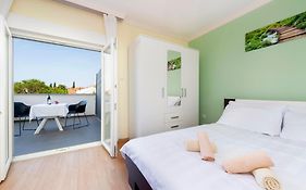 Apartments Sena